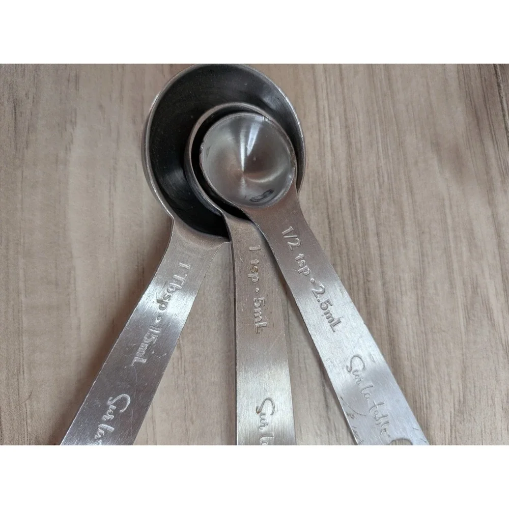Sur la Table - Stainless Steel Measuring Cups Spoons - Set of 7 MIX Cups